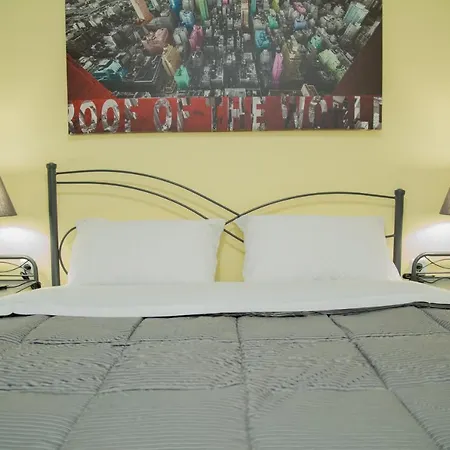 아파트 Cozy Renovated Flat In Koukaki *